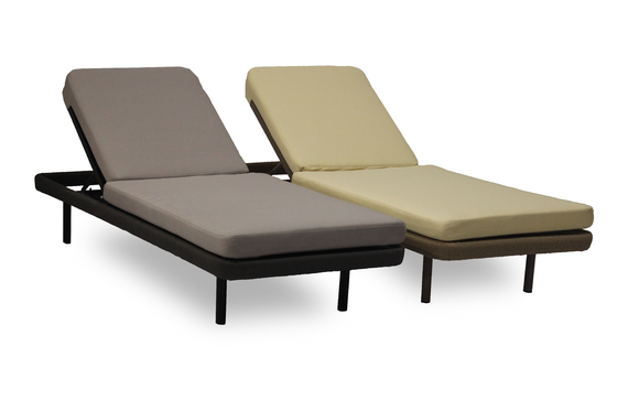 Modern Pool Chaise Lounge Daybed Synthetic Rattan Garden Sun Loungers