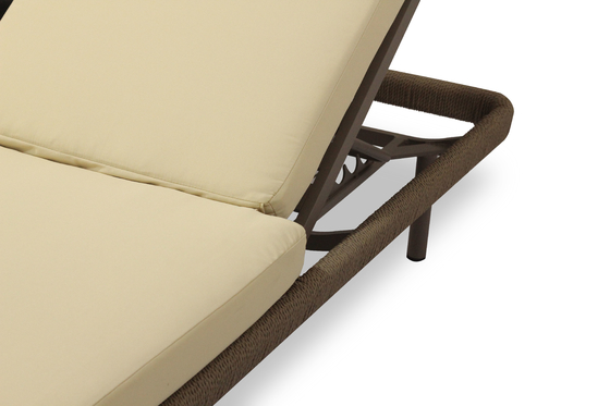 Modern Pool Chaise Lounge Daybed Synthetic Rattan Garden Sun Loungers